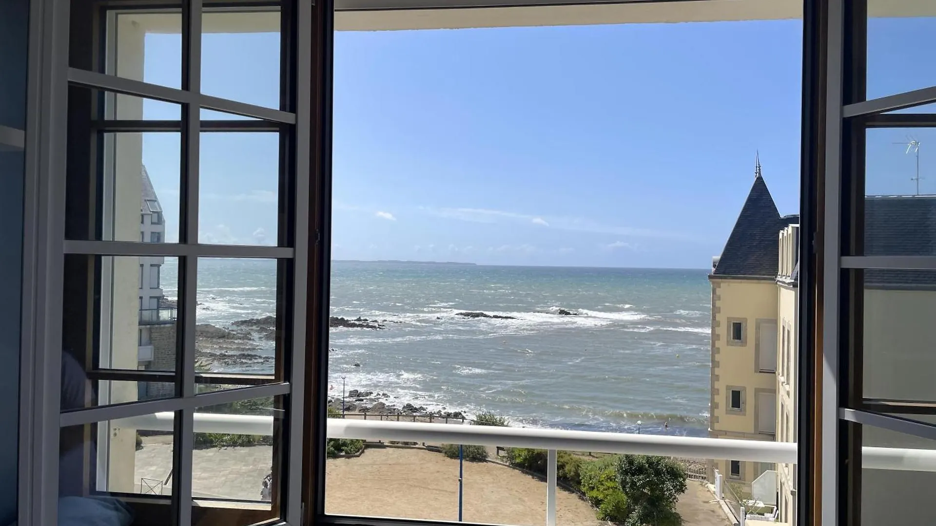 Location Plein Sud Vue Sur Mer Clohars-Carnoet 0*,  France